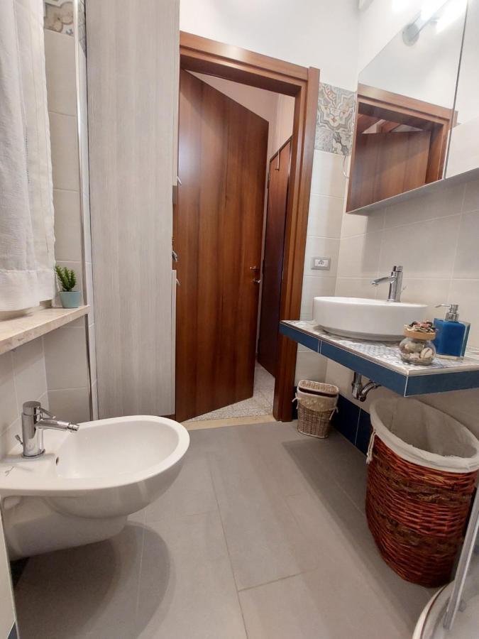 C R A Zy For Rhome Рим Экстерьер фото